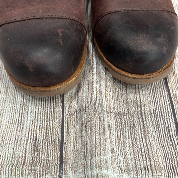 Sorel Lea Chelsea Boot - Picture 9 of 9
